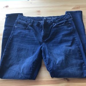 Gap sculpted legging